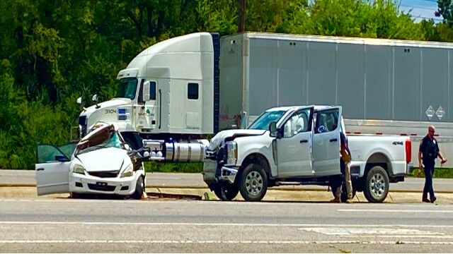 Deadly wreck on Beltline Road in Decatur